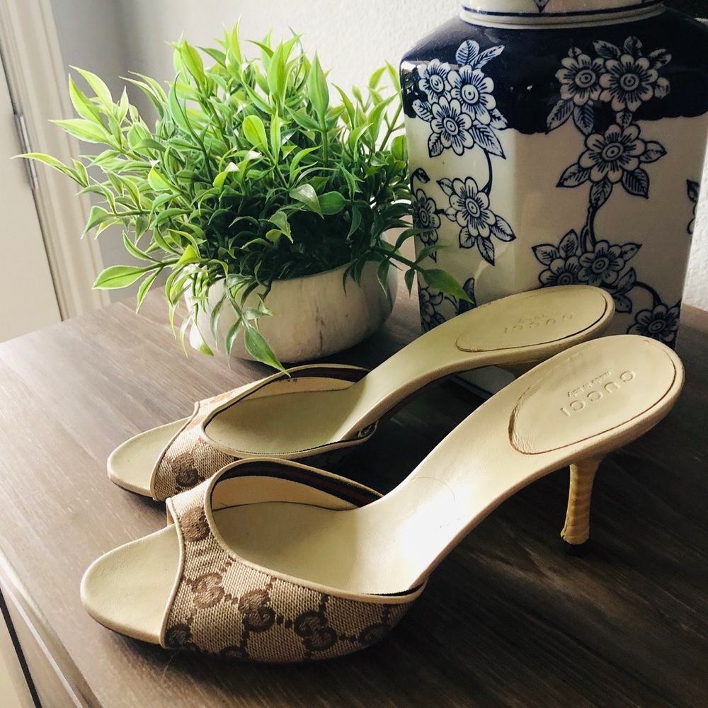 Gucci Strapless Heels